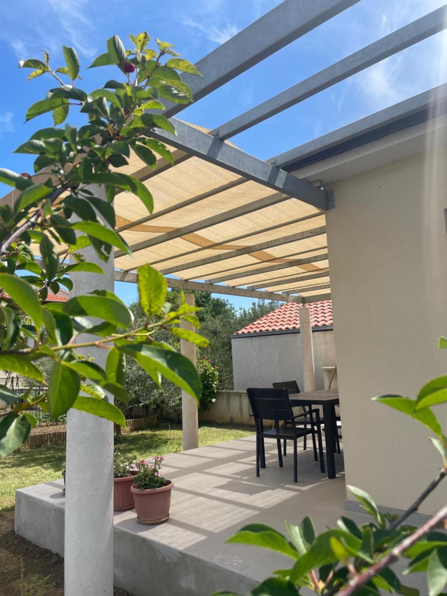 Maja Apartman *